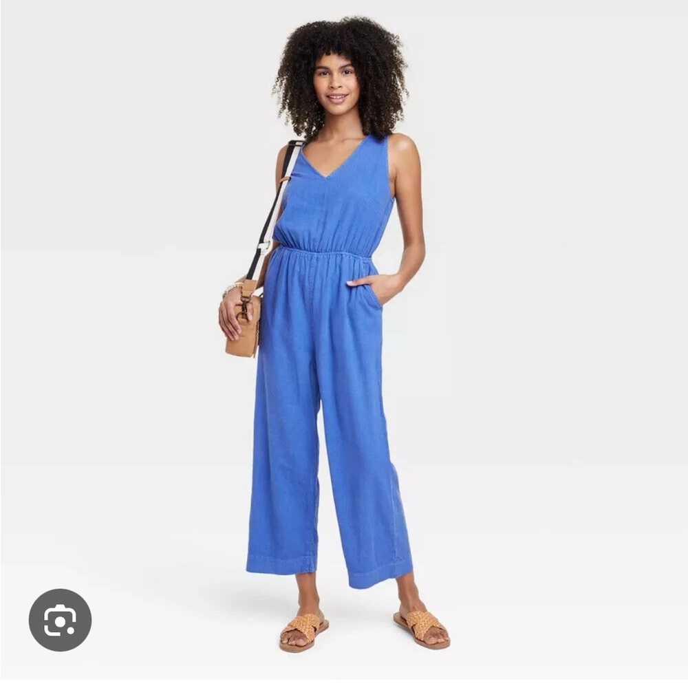 Universal Thread Sleeveless Junpsuit